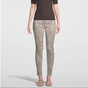 WHBM Sculpt Hi Rise Snake Print Skinny Jeans NWT 6